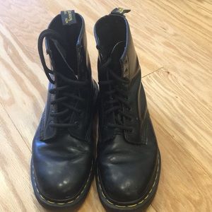 Dr martens black boots